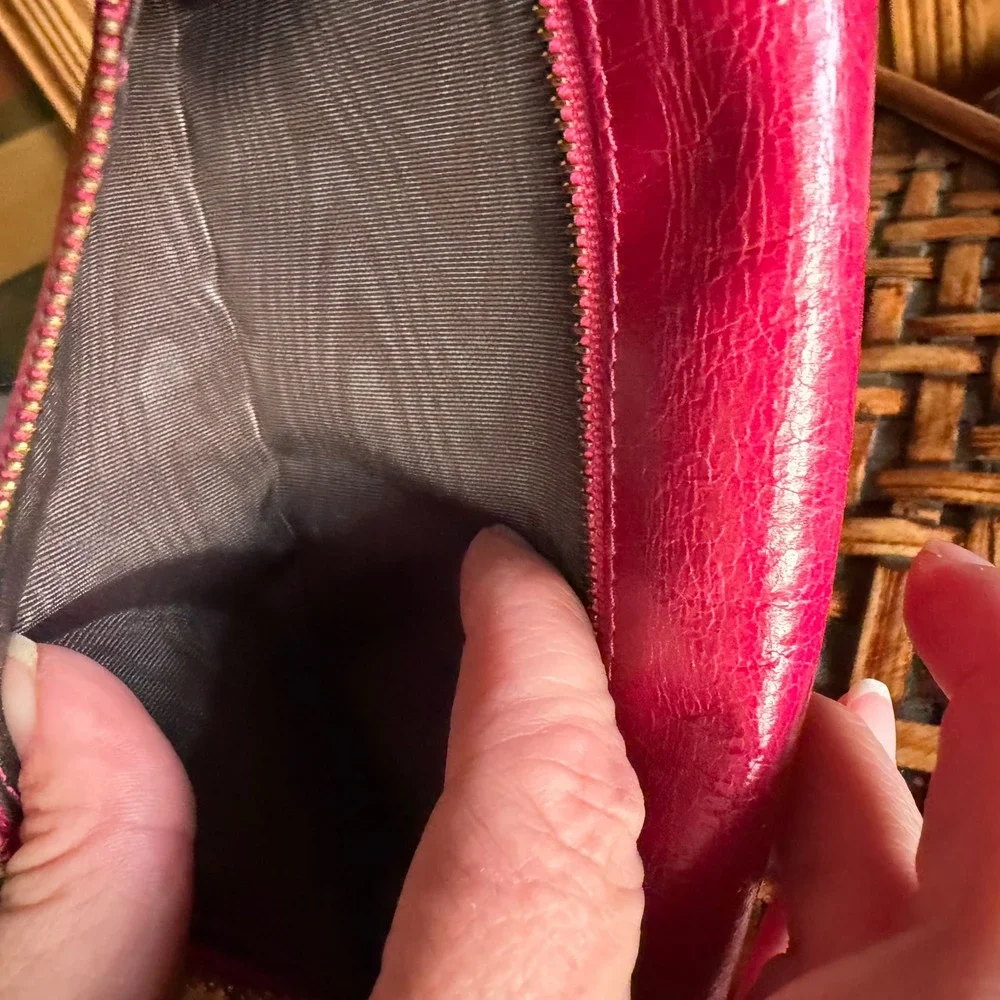 Prada Leather 2010s Pink Bow Wallet Classic Feminine OS Luxury